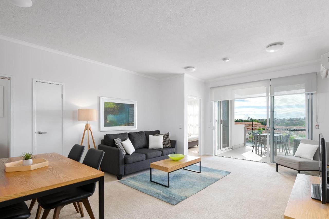 Boulevard North Lakes Luaran gambar