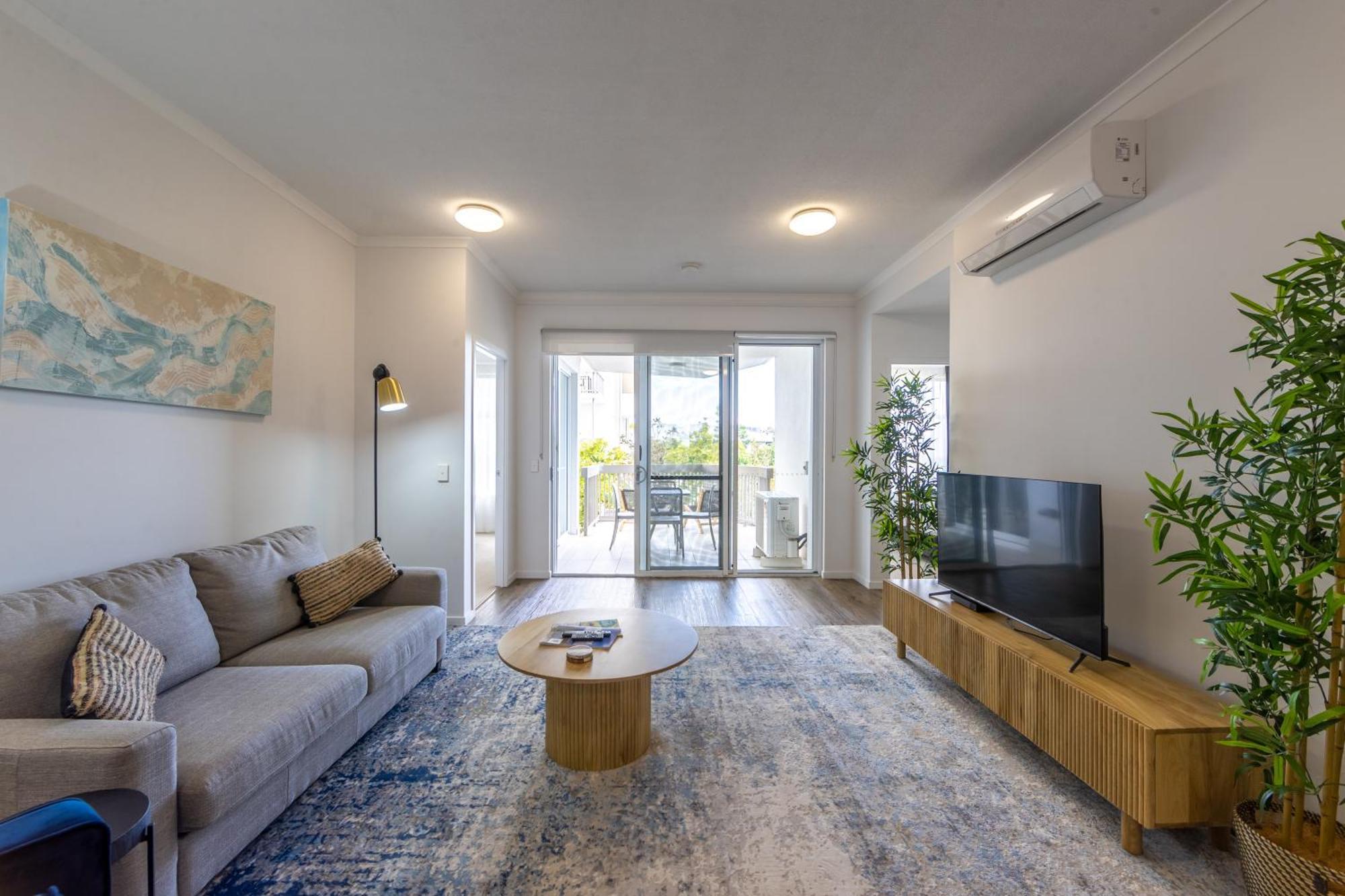 Boulevard North Lakes Luaran gambar