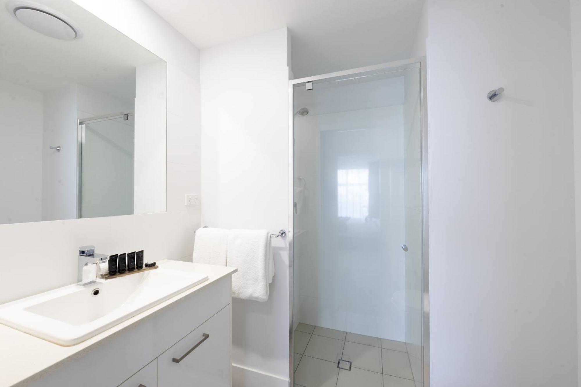 Boulevard North Lakes Luaran gambar