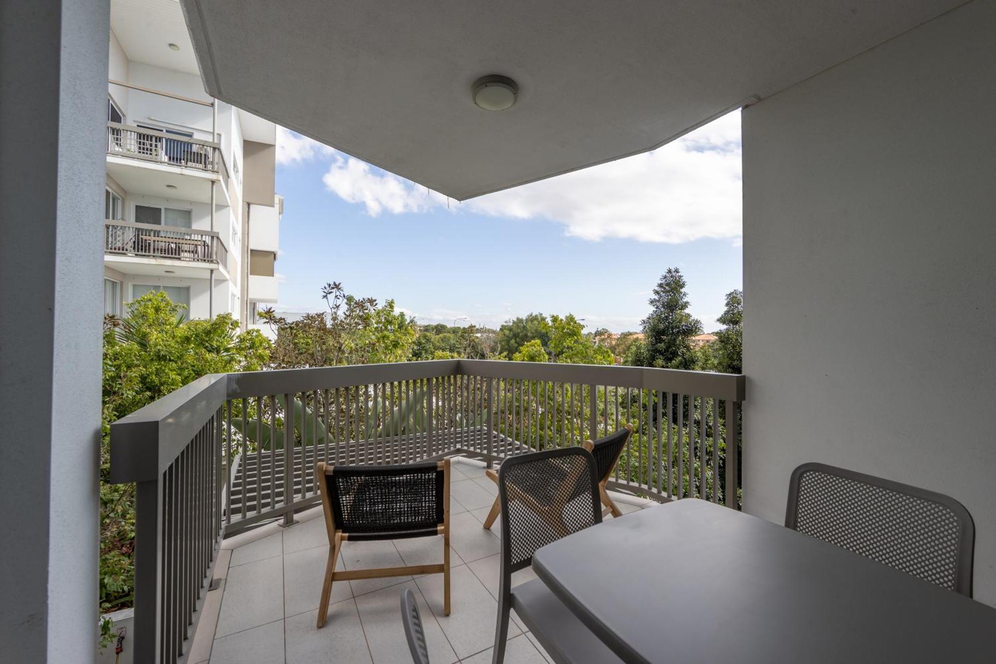 Boulevard North Lakes Luaran gambar