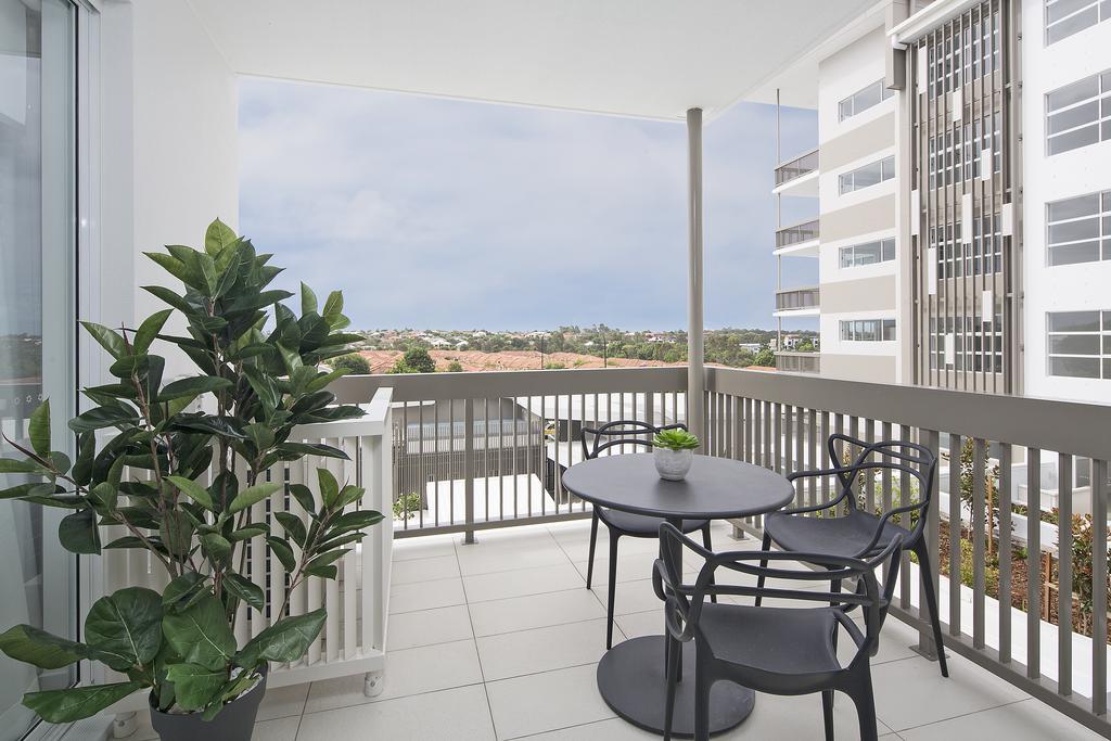 Boulevard North Lakes Luaran gambar